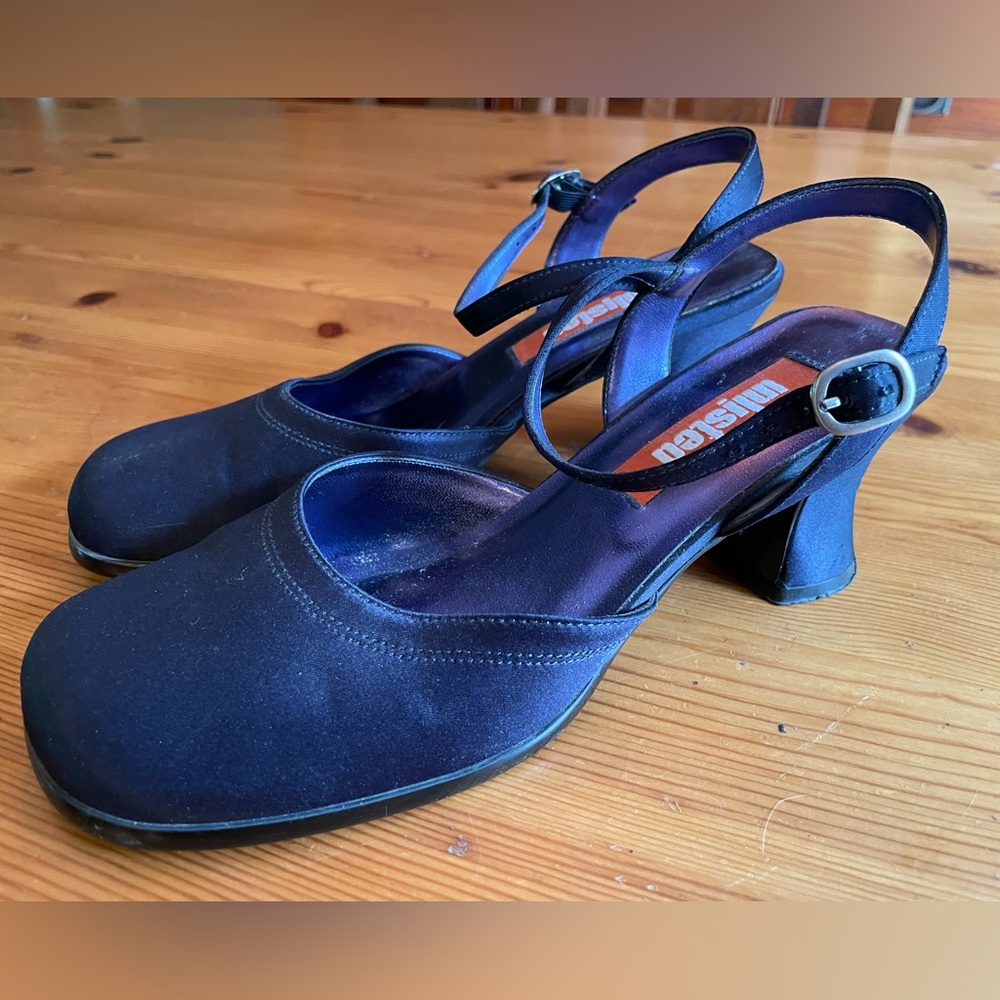 Vintage 1990s Womens Blue Satin Unlisted Chunky Heel/Dress Shoe/Pump